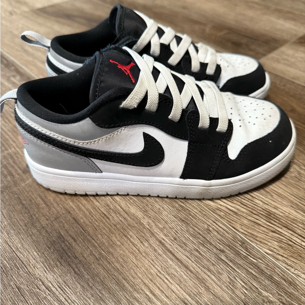 Nike Jordan AJ 1 Low ALT SE size 1.5